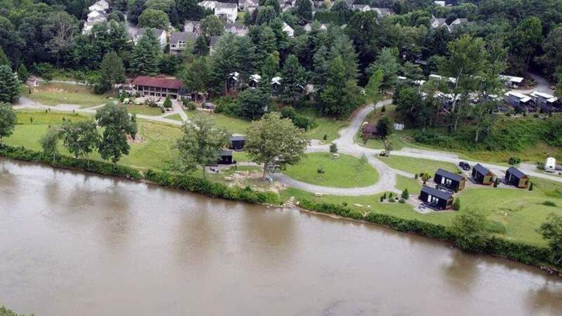 Asheville River Cabins: The Ultimate Romantic Getaway Near Downtown Asheville 