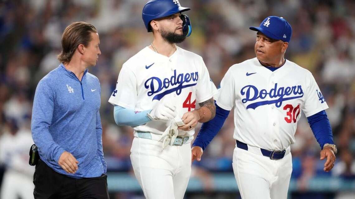 Dodgers put CF Andy Pages (hand) on IL, recall CF Alek Thomas 