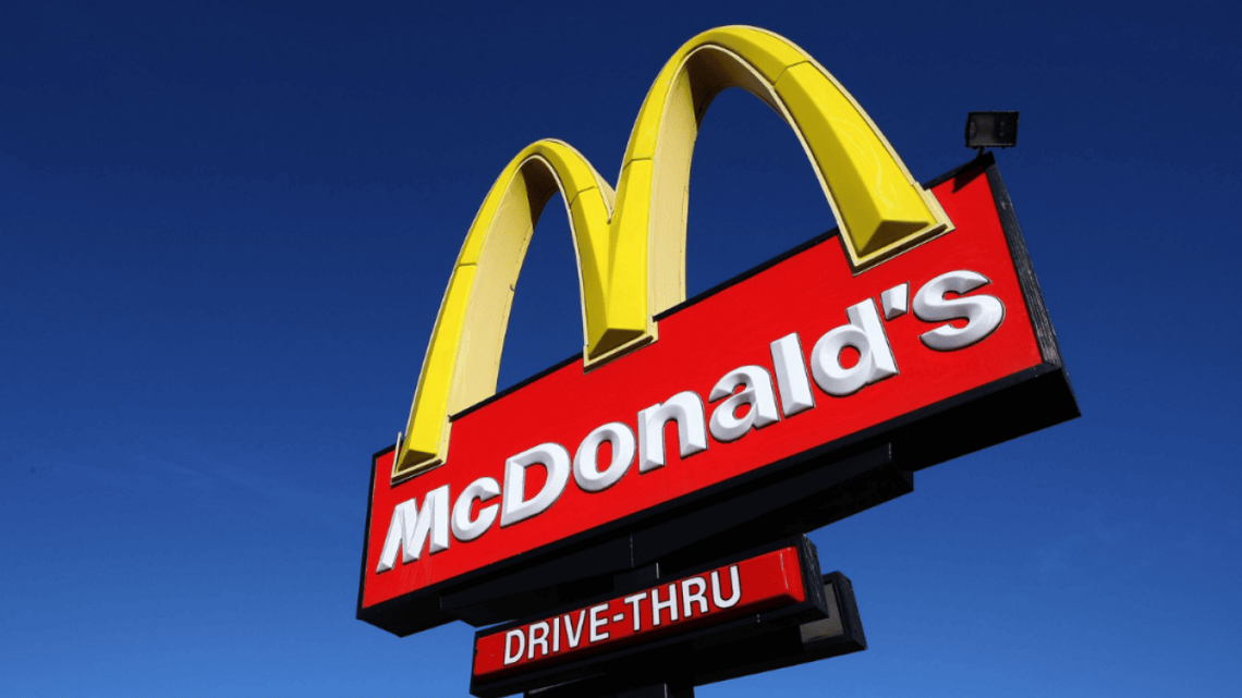 Every major fast-food chain, ranked by real customers—and McDonald's is at the bottom of the list 