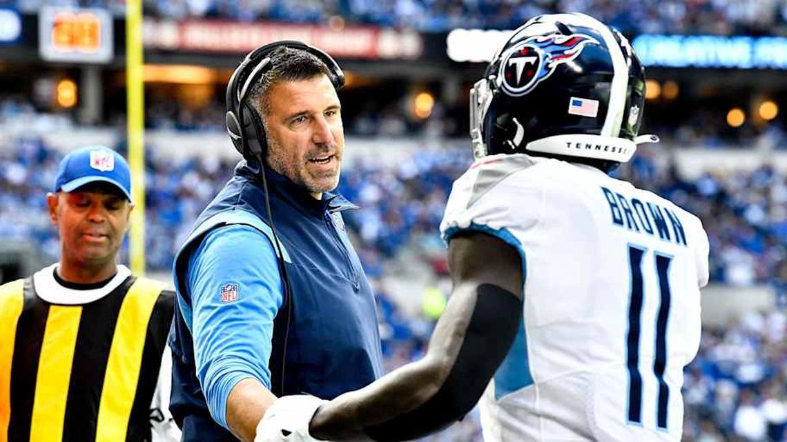  Tennessee Titans head coach Mike Vrabel congratulates wide receiver A.J. Brown (11) on his touchdown during the second quarter at Lucas Oil Stadium Sunday, Oct. 31, 2021 in Indianapolis, Ind. Titans Colts 063 | George Walker IV / Tennessean.com / USA TODAY NETWORK 