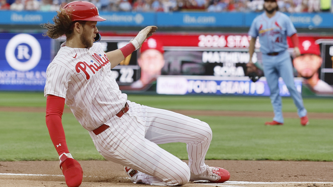 Phillies play small ball to win eighth straight game in 12-3 victory vs. Cardinals 