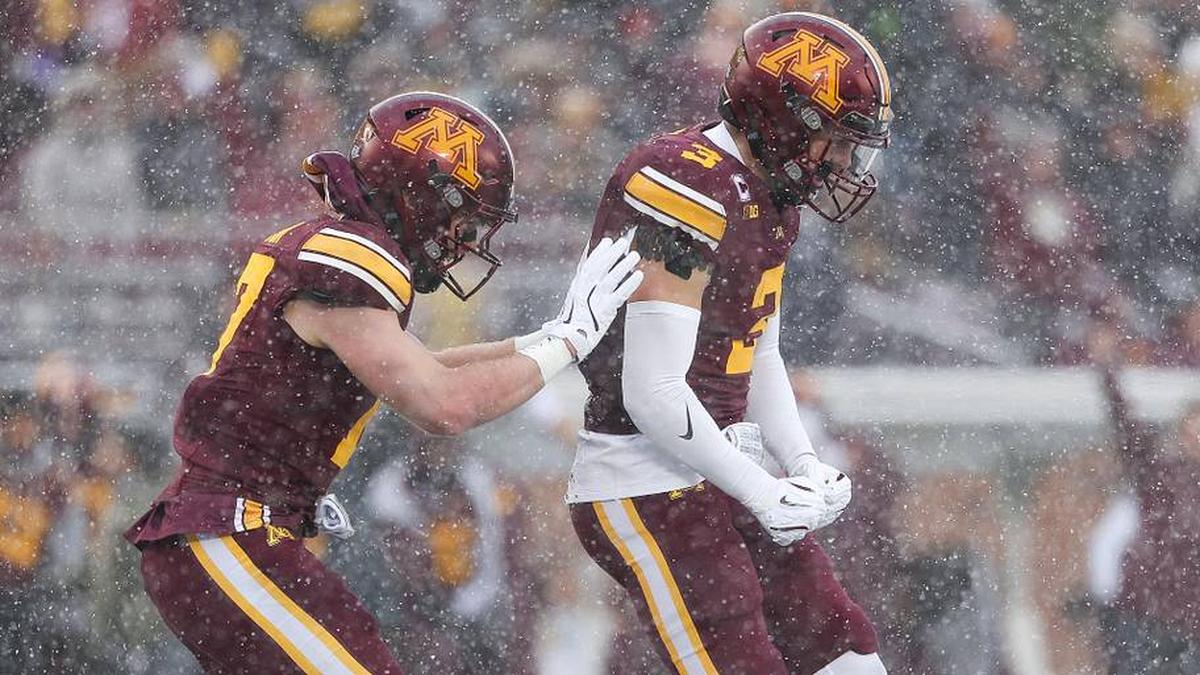  Nov 29, 2025; Minneapolis, Minnesota, USA; Minnesota Golden Gophers defensive back Koi Perich (3) celebrates a tackle against the Wisconsin Badgers during the first half at Huntington Bank Stadium. Mandatory Credit: Matt Krohn-Imagn Images | Matt Krohn-Imagn Images 
