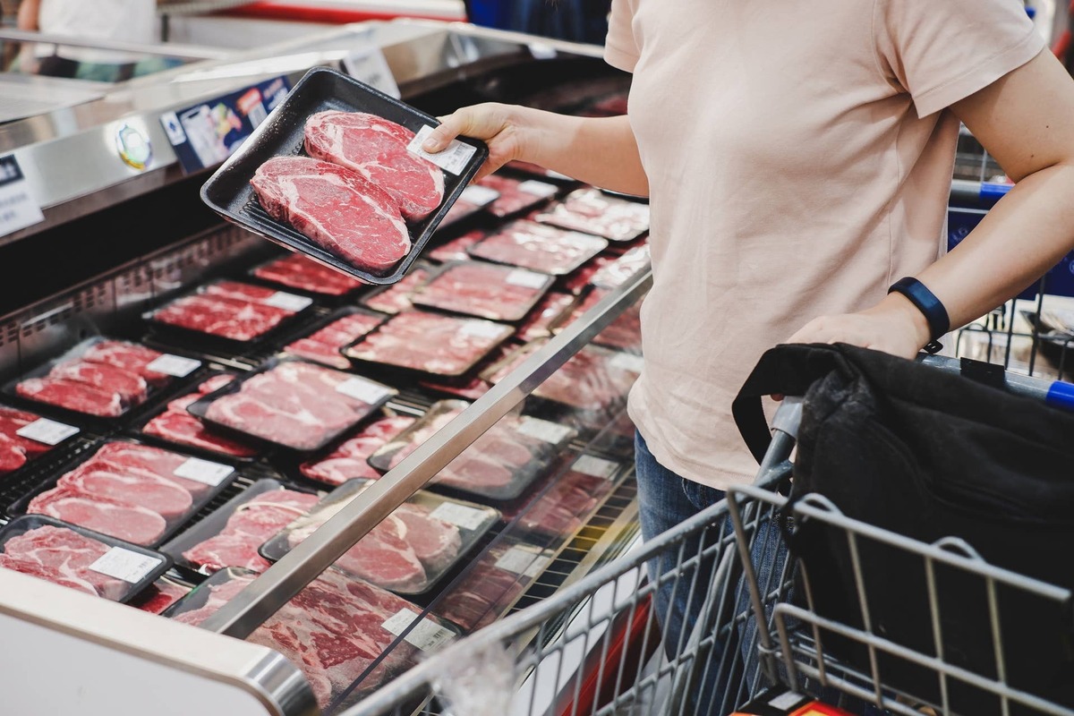  American Foods Group closes Skylark Meats Omaha facility. 