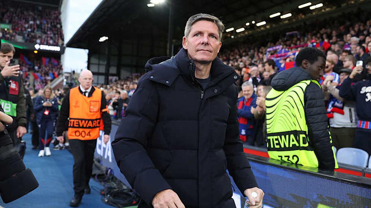  Oliver Glasner is also being considered. | Tiego Grenho/MI News/NurPhoto/Getty Images 