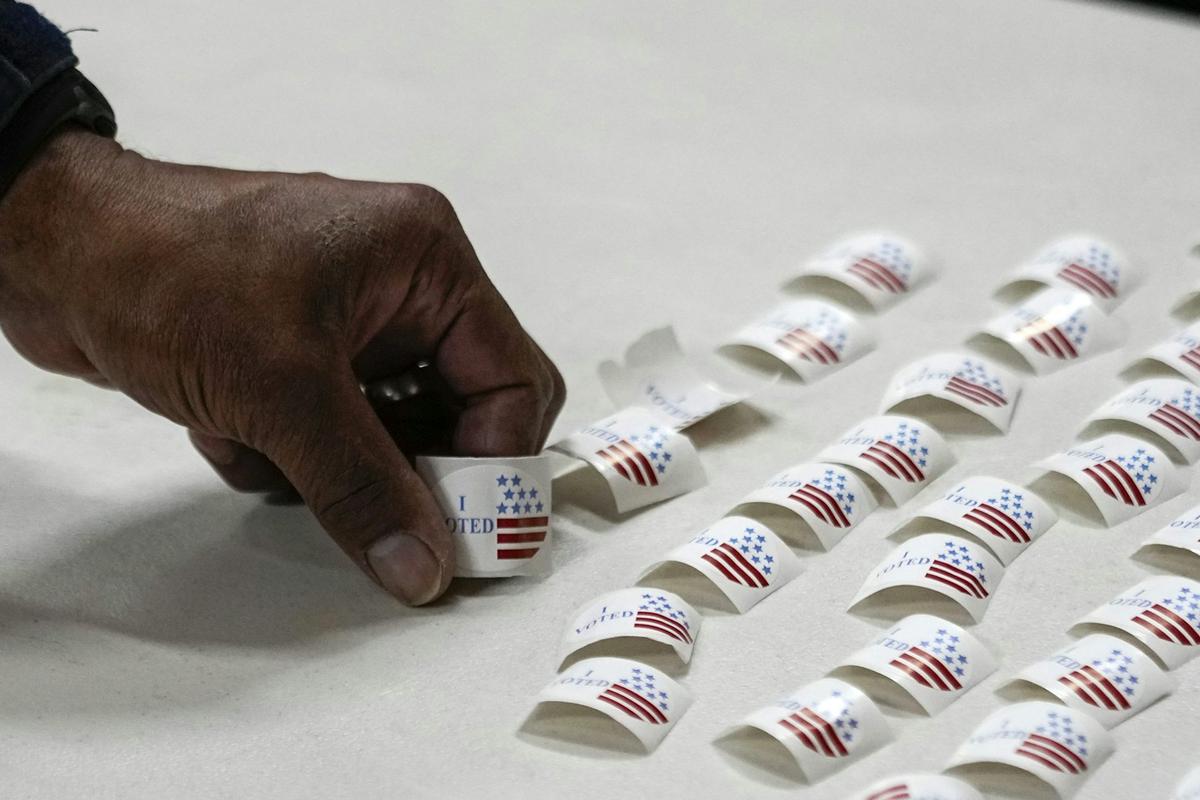  In our poll, roughly one-third of political moderates and African Americans who voted for Trump in 2024 said they would vote otherwise if the election were held again. AP Photo/George Walker IV, File 