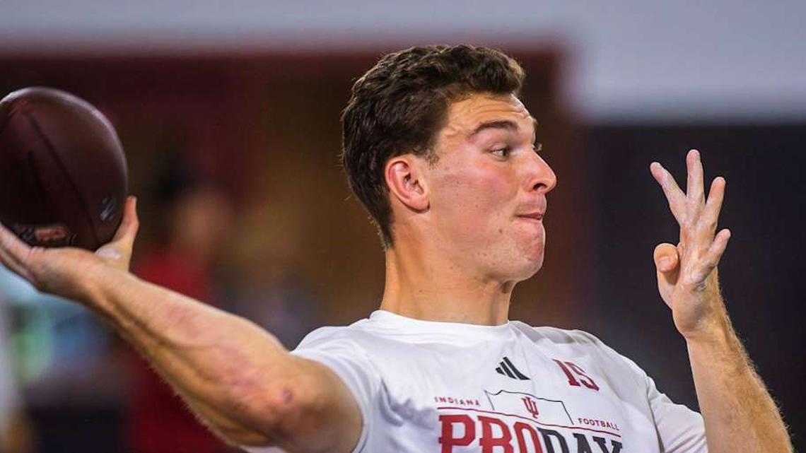  Fernando Mendoza participates in Indiana University's Pro Day at Mellencamp Pavilion on Wednesday, April 1, 2026. | Rich Janzaruk/Herald-Times / USA TODAY NETWORK via Imagn Images 
