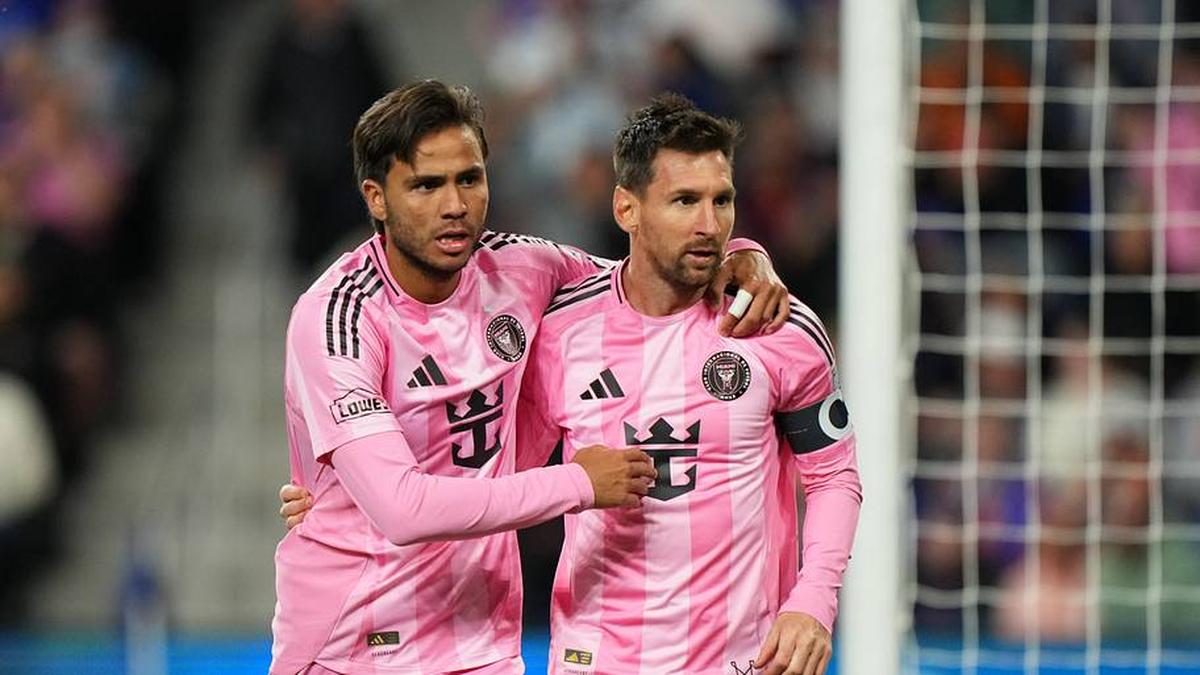  Telasco Segovia (left) was the one that broke the news. | Chris Carter/MLS/Getty Images 