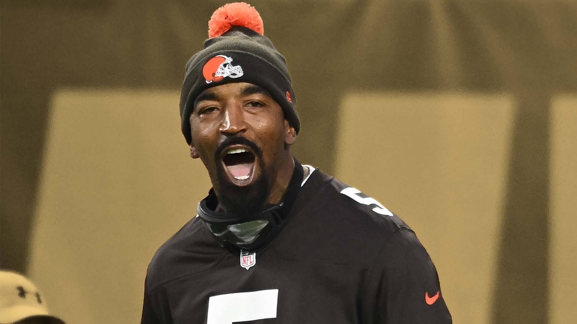 "That's my lady right there" - J.R. Smith reveals he bought a Ferrari F12 with his championship check 