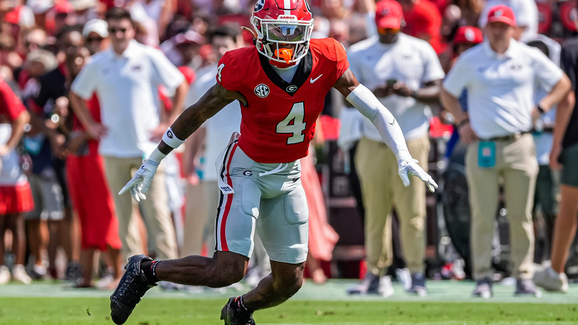 49ers go all defense in first two rounds of 2027 mock draft