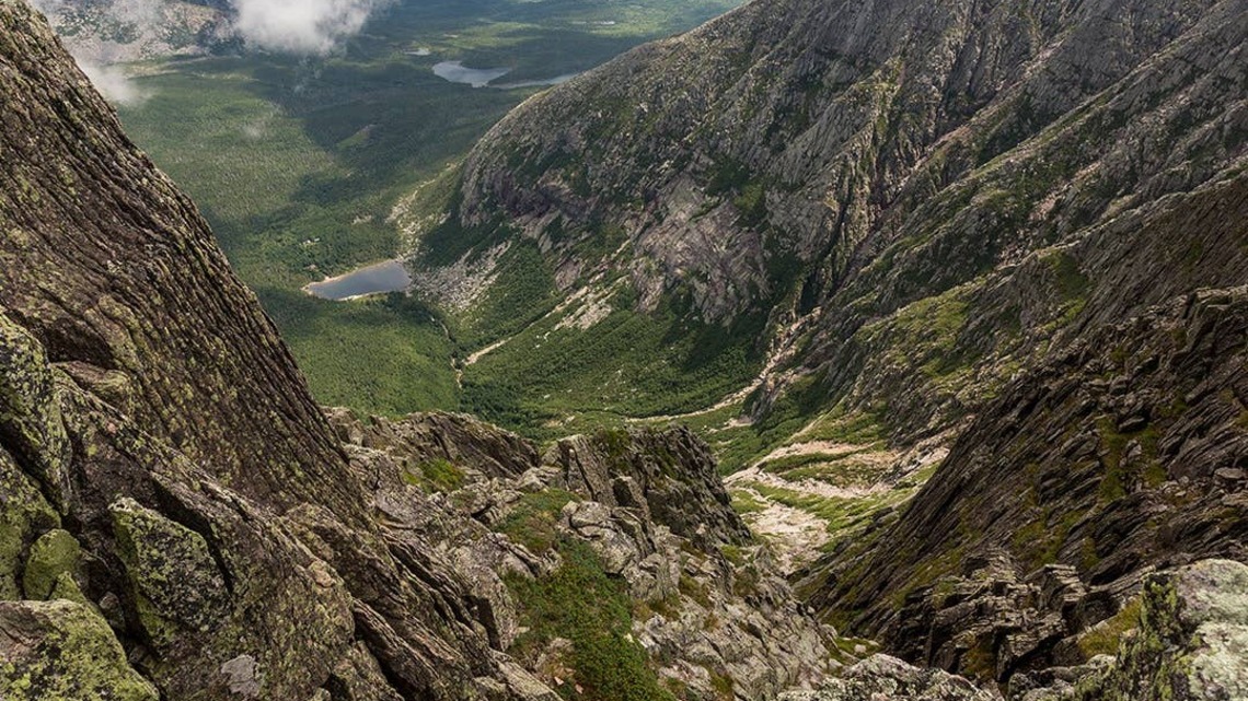 This Underrated Train Journey Passes Through One of America's Most Beautiful Gorges 