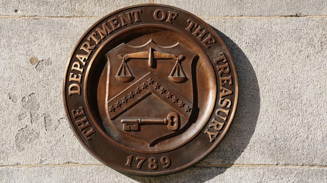 US imposes sanctions on 10 individuals, companies for aiding Iran's weapons sector 