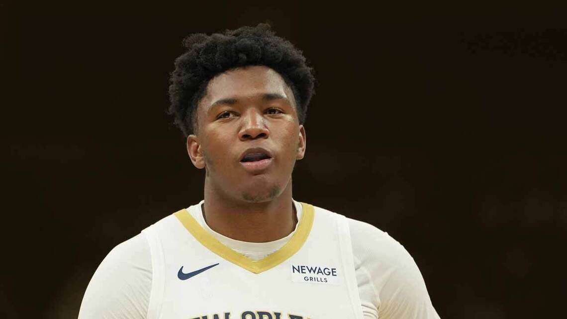 "Does it have to do with me being fat and slow?" – Derik Queen addresses the fanbase doubts surrounding his long-term fit in New Orleans 