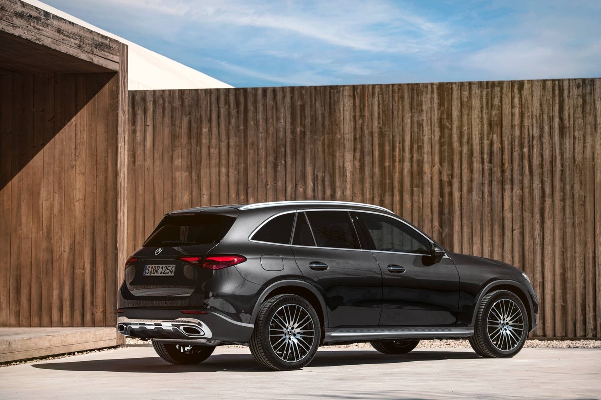 2026 Mercedes GLC Mercedes