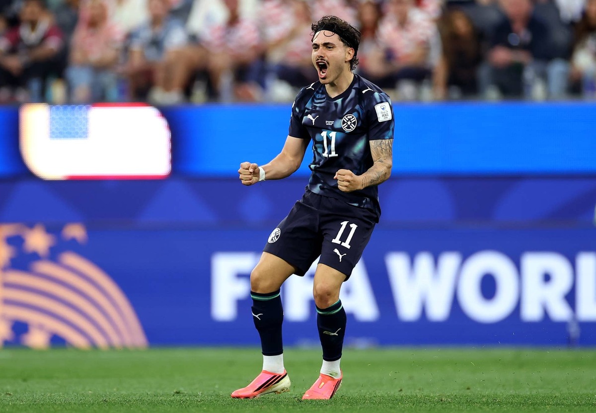  Mauricio #11 of Paraguay celebrates scoring his team's first goal during the FIFA World Cup 2026 Group D match between USA and Paraguay at Los Angeles Stadium on June 12, 2026 in Inglewood, California. (Photo by Sarah Stier - FIFA/FIFA via Getty Images) Photo by Sarah Stier - FIFA/FIFA via Getty Images