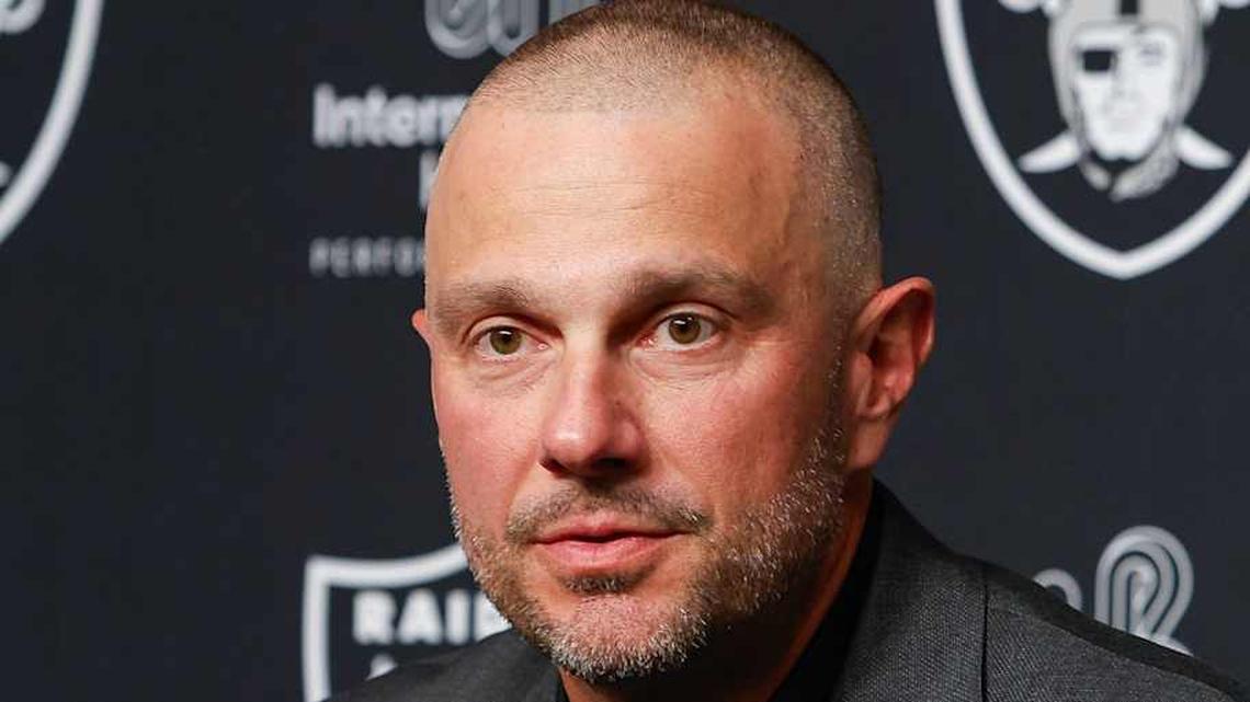  Darrell Craig Harris, ON SI 