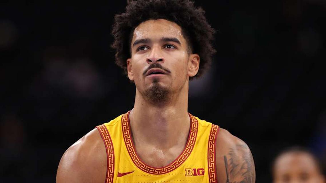  Nov 14, 2025; Inglewood, California, USA; Southern California Trojans guard Rodney Rice (1) shoots a free throw during the first half of the Hall of Fame Series game against the Illinois State Redbirds at Intuit Dome. Mandatory Credit: Kiyoshi Mio-Imagn Images | Kiyoshi Mio-Imagn Images 