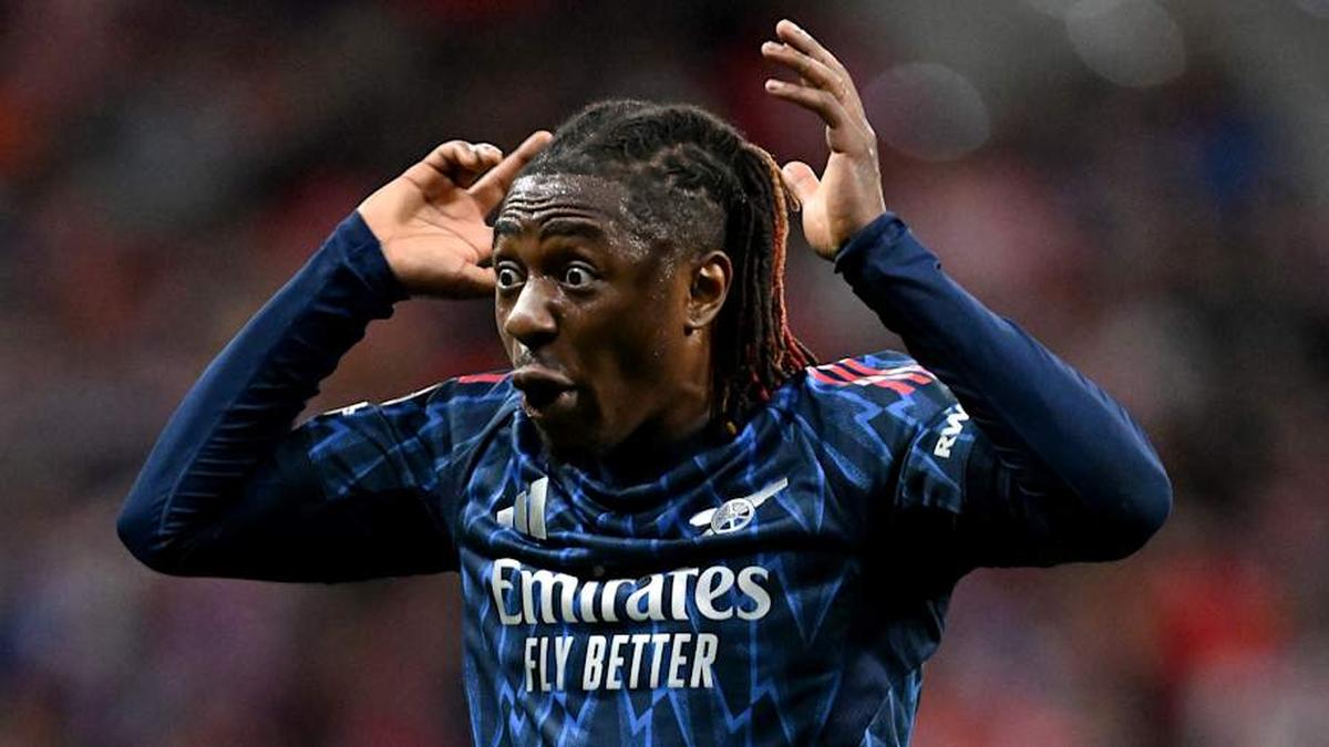  Eberechi Eze could have had a penalty during the first leg. | Stuart MacFarlane/Arsenal FC/Getty Images 