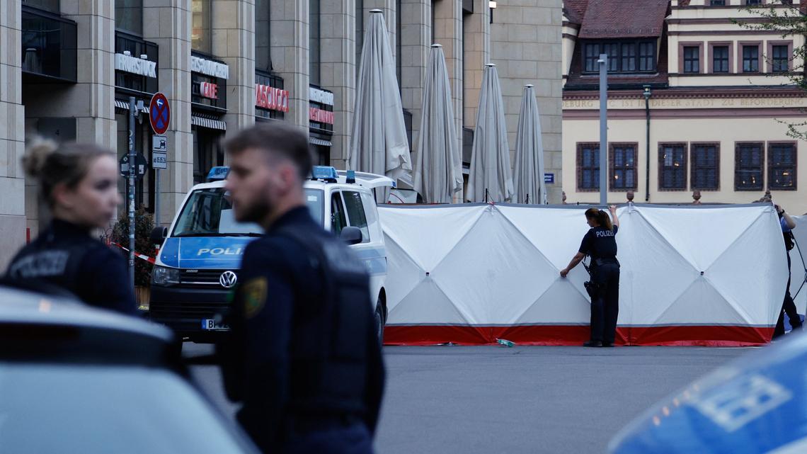 Two killed, multiple injuries after car hits bystanders in Leipzig 