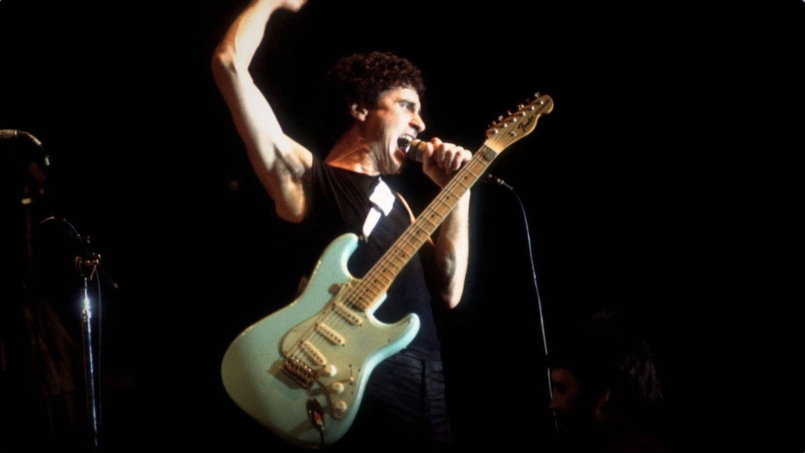 Beloved '70s Rocker Donnie Iris Delivered Final ‘Heartbreaking' Performance Hours After Radiation and Weeks Before His Death: ‘He Sang Like a Bird' 