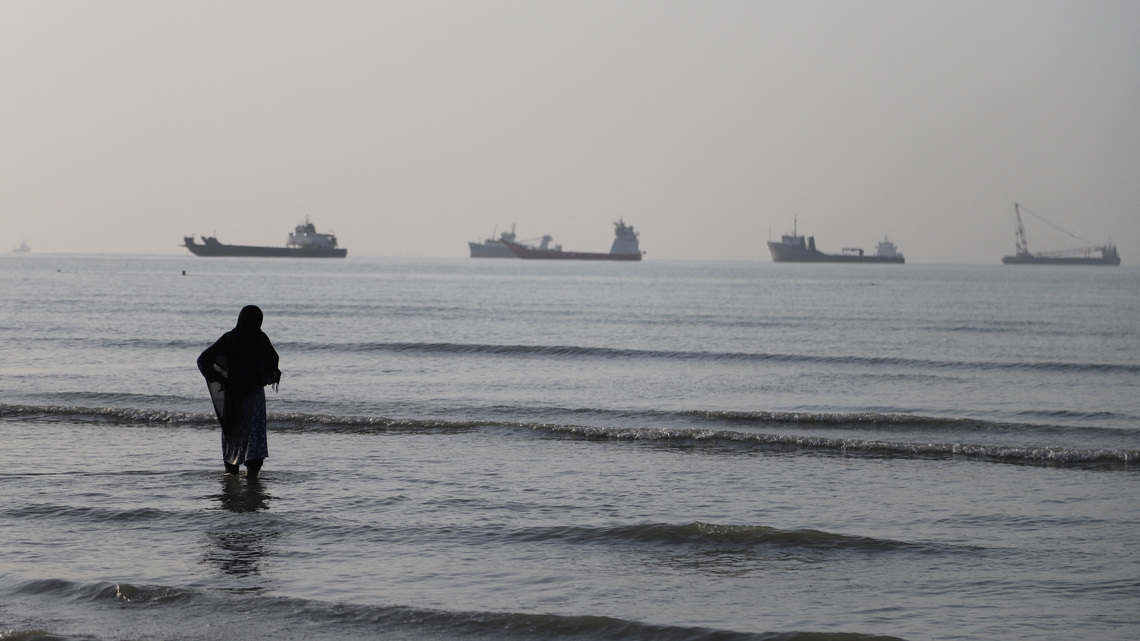 US attacks Iranian coastal sites after Iran launches drones in latest flare-up 