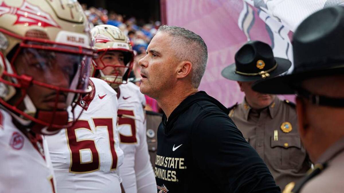  Nov 29, 2025; Gainesville, Florida, USA; Florida State Seminoles head coach Mike Norvell waits to run on the field before a game against the Florida Gators at Ben Hill Griffin Stadium. Mandatory Credit: Matt Pendleton-Imagn Images | Matt Pendleton-Imagn Images 