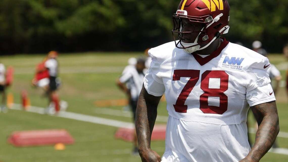 Commanders LT Laremy Tunsil (undisclosed) leaves practice 