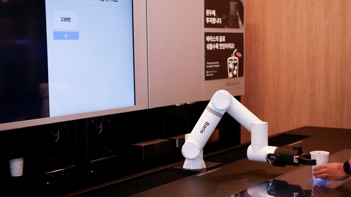 South Korean shops turn to robots, self-service to escape labour woes 
