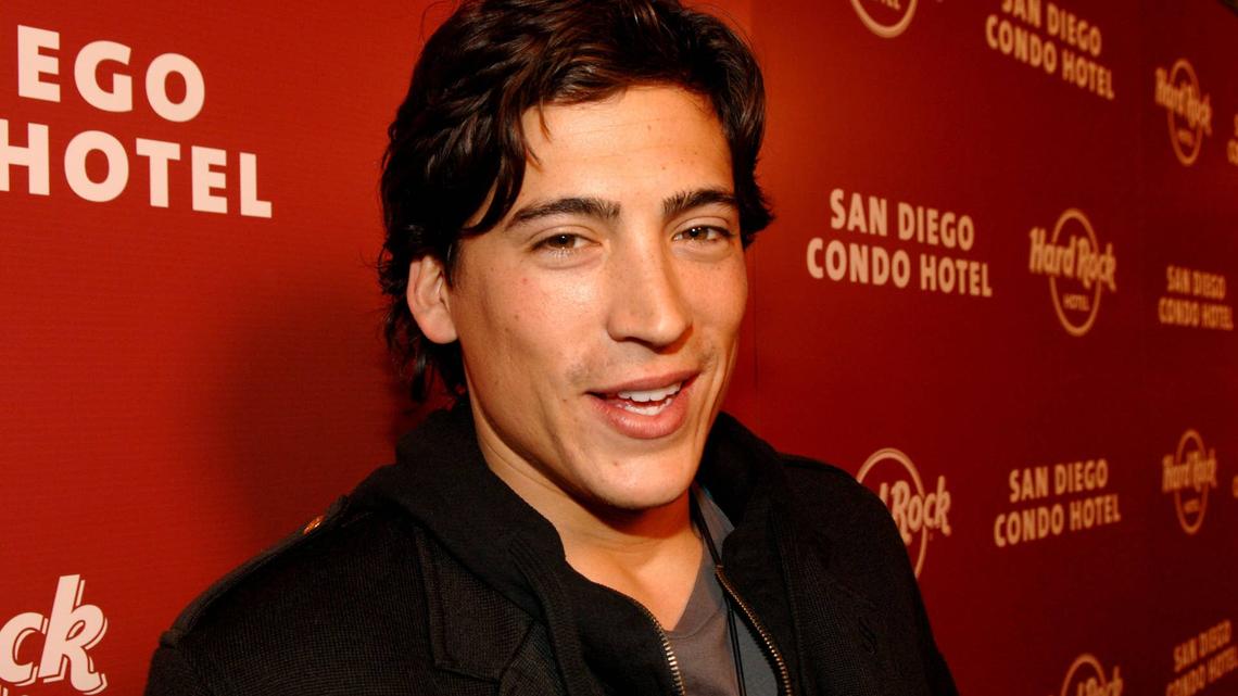 90's Teen Heartthrob Reveals Realities of Residual Checks 