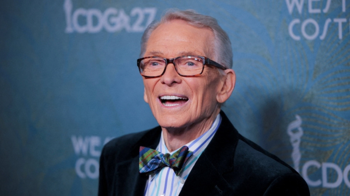 OBITUARY-Bob Mackie, fashion designer for the stars, dies at 87 
