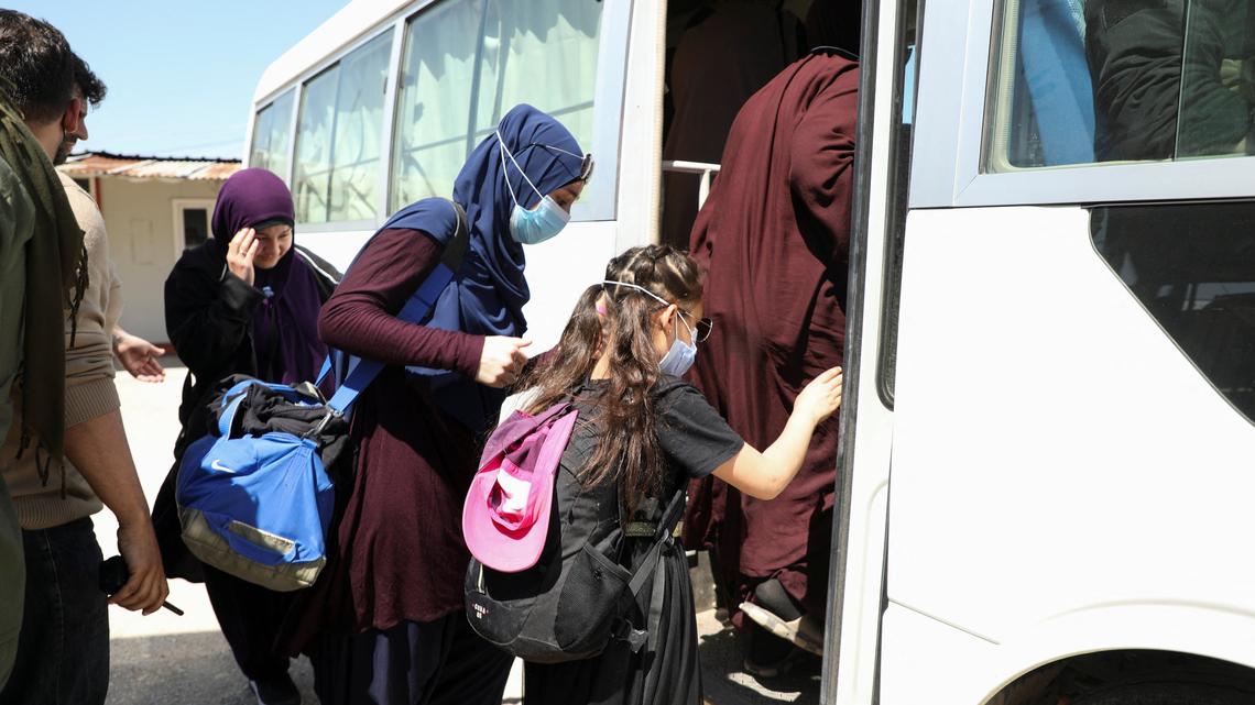 Australia says Islamic State-linked citizens in Syria camp plan to return home 
