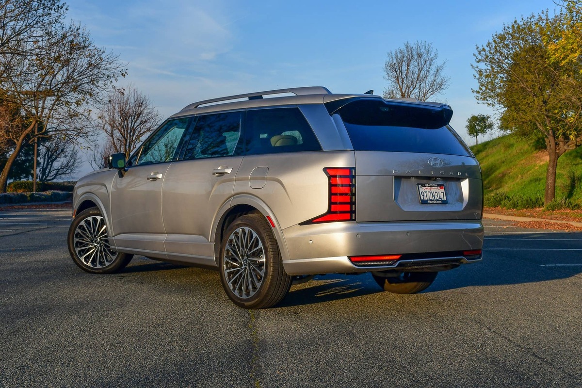  2026 Hyundai Palisade Calligraphy AWD Kristen Brown