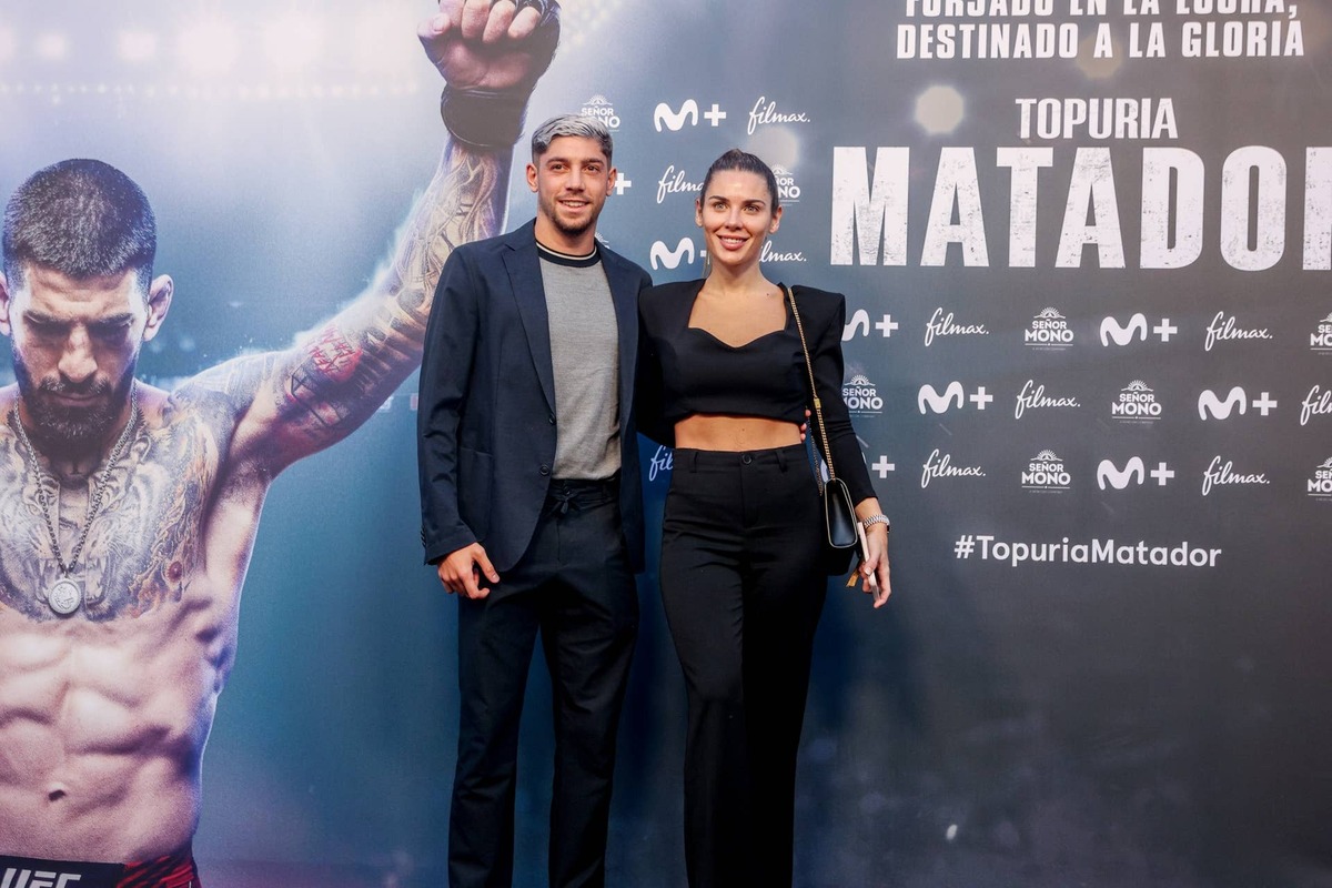  Footballer Fede Valverde (l) poses at the photocall of the premiere of the documentary 'Topuria: Matador', at the Cines Callao, on 18 September, 2024 in Madrid, Spain. 'Topuria: Matador' is Ilia's story of self-improvement, from his war-torn native Georgia and his arrival in Spain, to his catapult as UFC world champion, supported by his wife, family, friends and training partners. (Photo By Ricardo Rubio/Europa Press via Getty Images) Photo By Ricardo Rubio/Europa Press via Getty Images