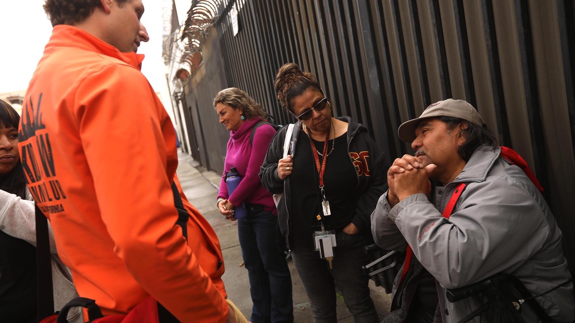 Commentary: Keeping mentally ill Angelenos in jail doesn't help anyone 
