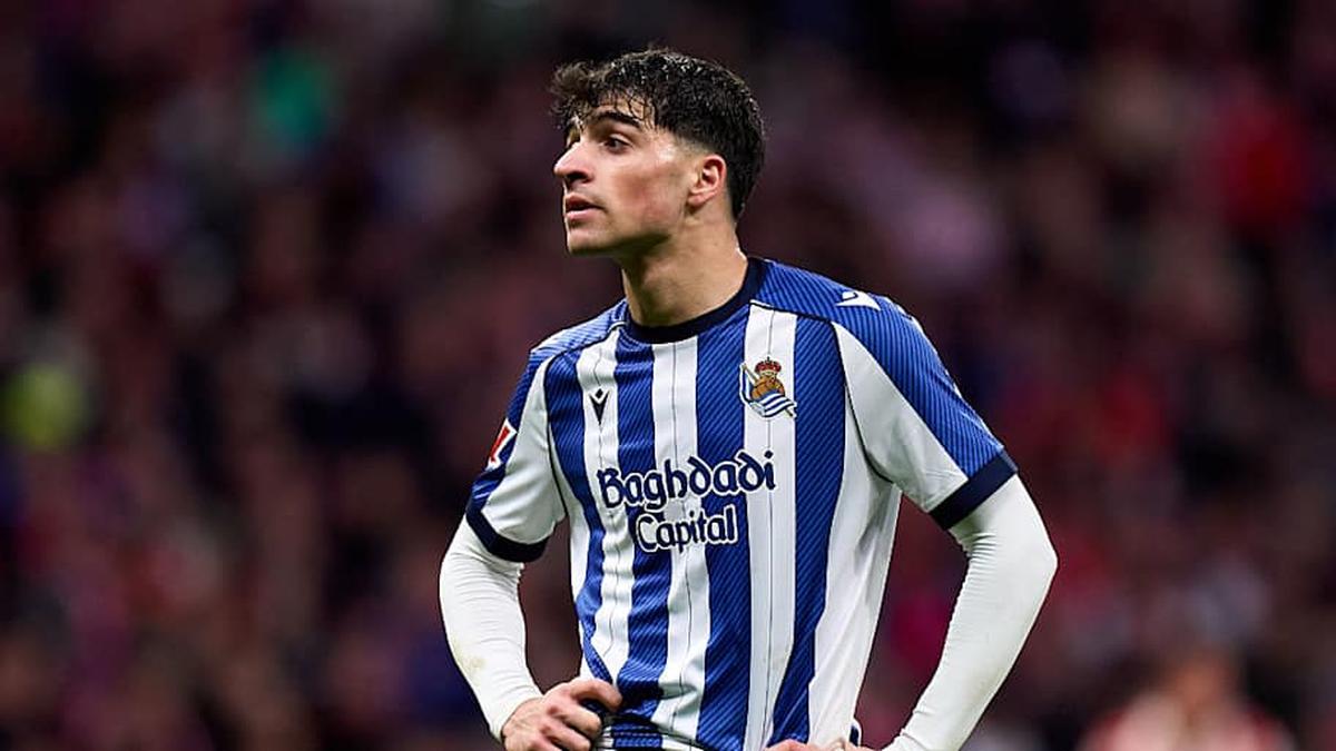  Martín has been linked with both Madrid and Barcelona. | Angel Martinez/Getty Images 