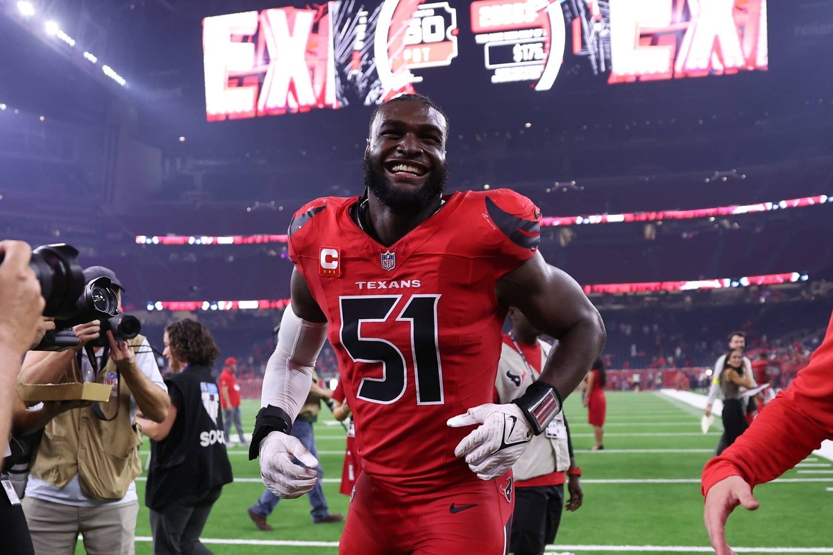  Houston Texans defensive end Will Anderson Jr. leaves the field after defeating the Buffalo Bills at NRG Stadium. (Credit: Troy Taormina-Imagn Images) Troy Taormina-Imagn Images
