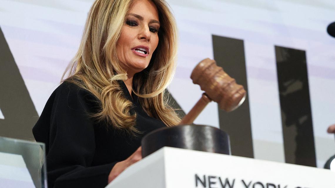 Commentary: Corporate America's new slogan: Make more, pay less 