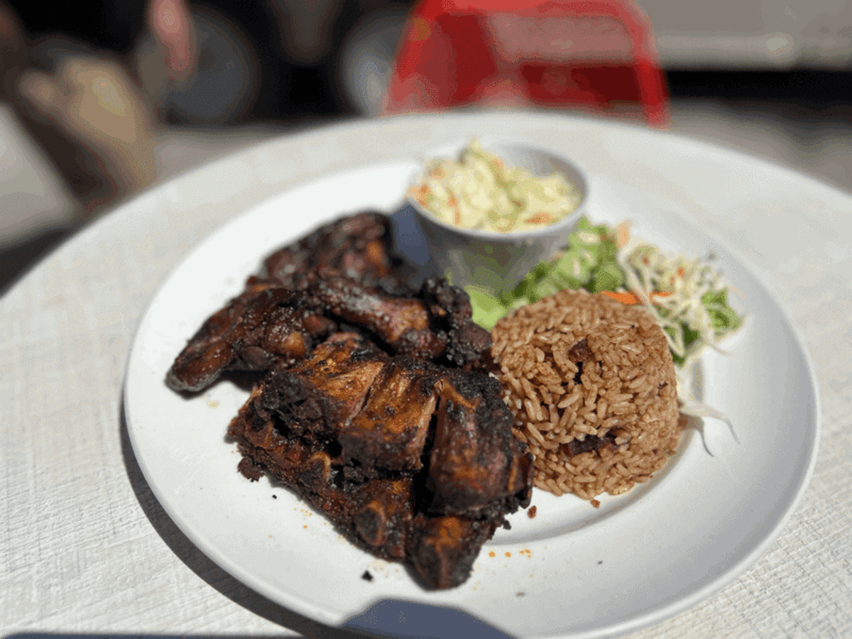  A classic, hearty plate of smoked ribs and comfort-style sides from Captain's Rib Shack-the ultimate reward after a morning of exploring. Photo credit: Lauren Harby 