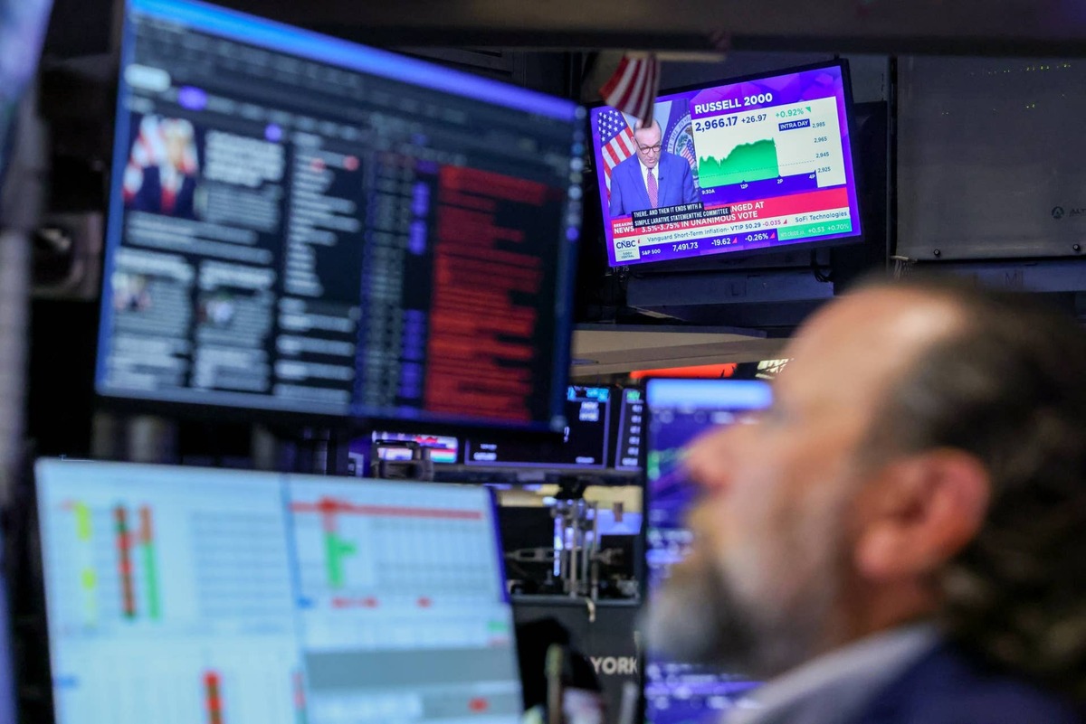  HSBC raised its price target on Micron (MU) to $1,700 from $1,100 on June 25, the bank's fifth increase of 2026. 