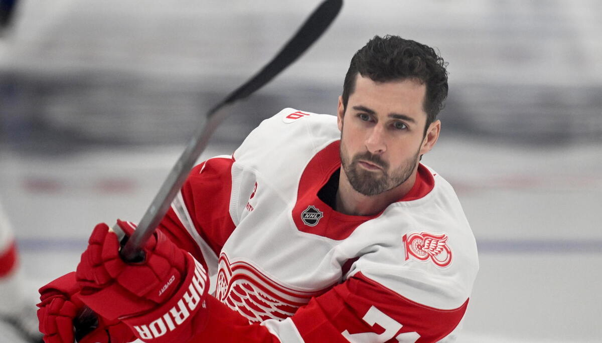  NHL Rumor Roundup: Potential Destinations For Red Wings' Dylan Larkin, Canadiens' Brendan Gallagher 
