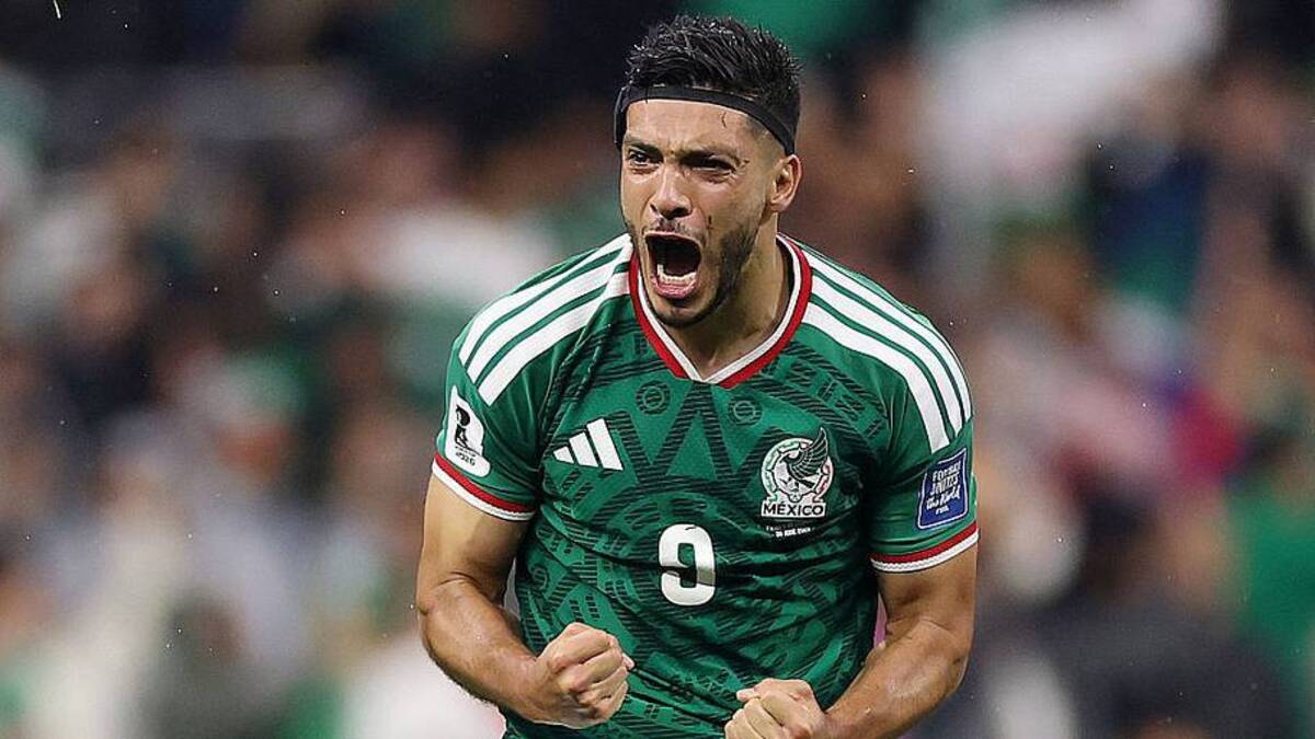  Raúl Jiménez sealed Mexico's win over Ecuador in the round of 32. | Kevin C. Cox/Getty Images 