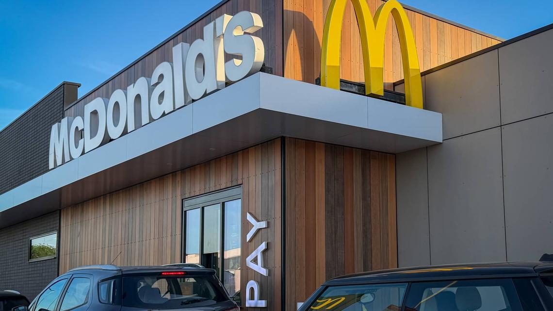 McDonald's CEO plans 50,000 restaurants by 2027 despite margin pressure 