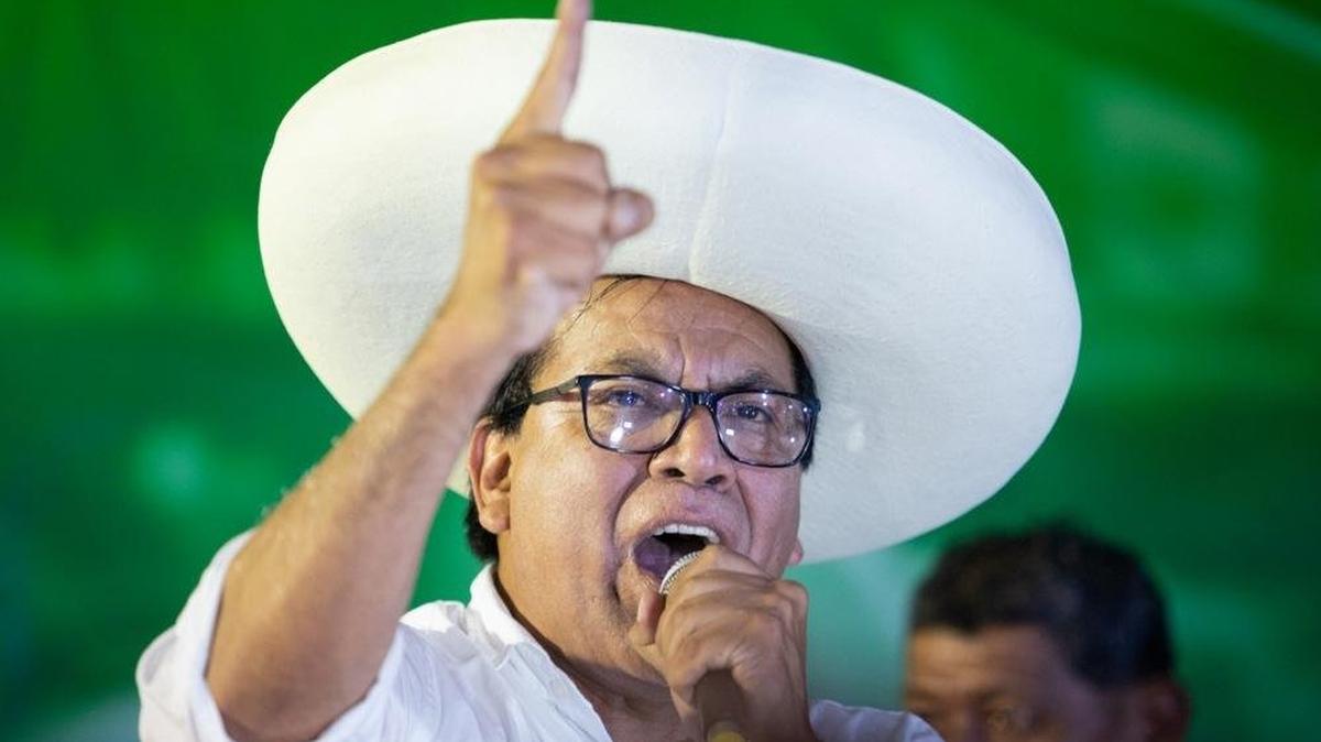 Peruvian presidential candidate Roberto Sanchez of the left-wing party Juntos por el Peru speaks during a political rally in Huaycan on Saturday. He has been accused of making false statements in administrative proceedings and falsifying information related to campaign contributions, income and expenses between 2018 and 2020, Photo by Renato Pajuelo/EPA