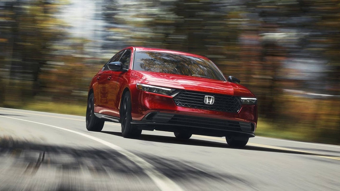 Honda Accord vs. Nissan Altima: Here's the One We'd Trust to Hit 200,000 Miles 
