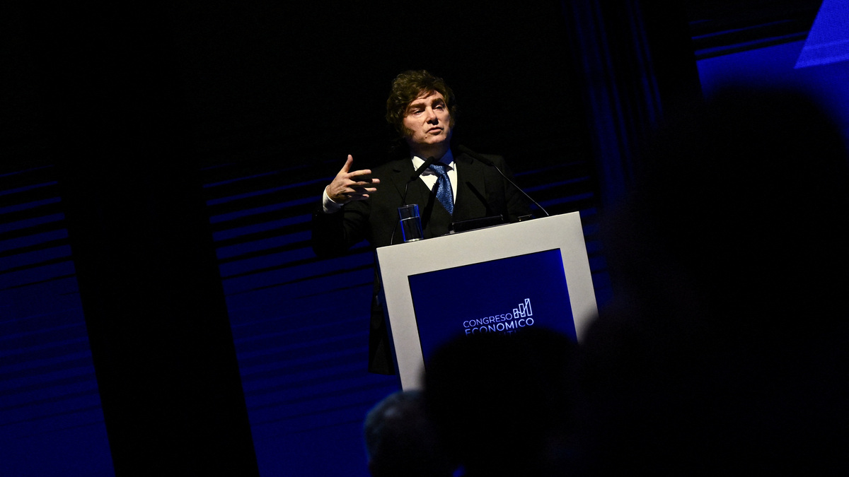 Argentina's President Javier Milei speaks during a business event in Buenos Aires, Argentina, April 29, 2026. REUTERS/Pedro Lazaro Fernandez