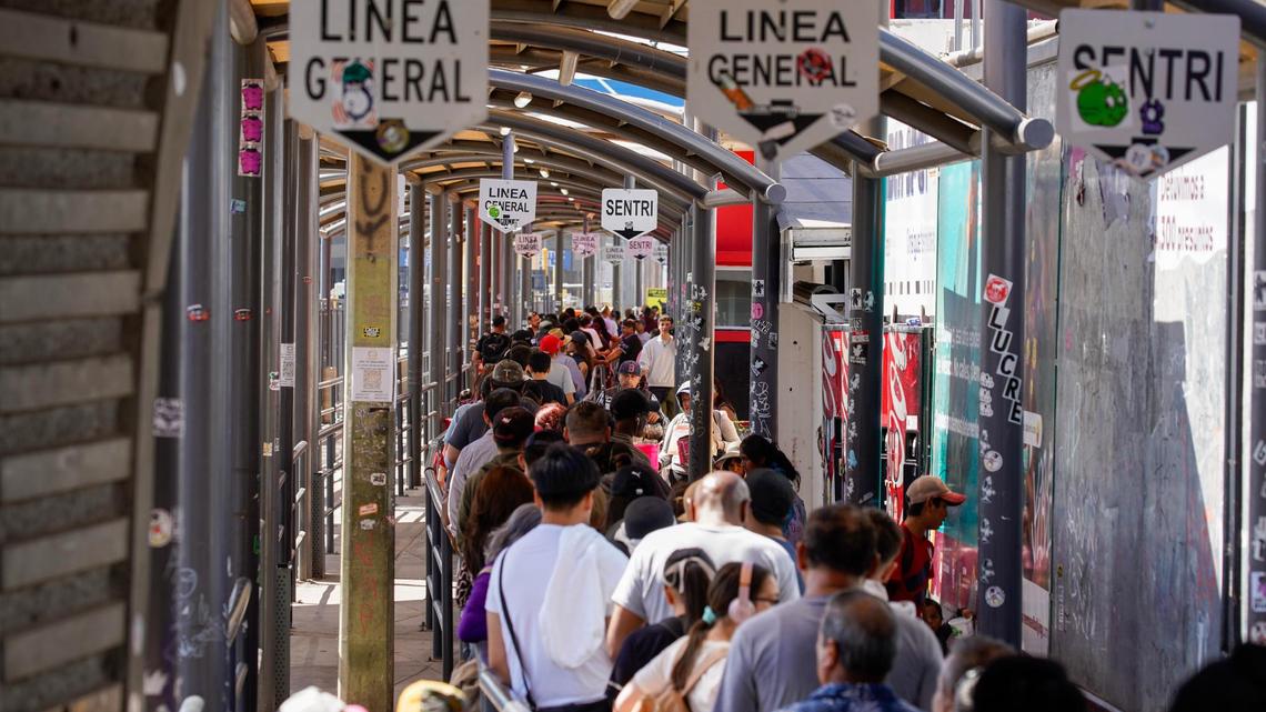Pedestrian traffic at the San Ysidro Port of Entry on Thursday, June 20, 2024, in Tijuana, Baja California. (Alejandro Tamayo/The San Diego Union-Tribune/TNS)
