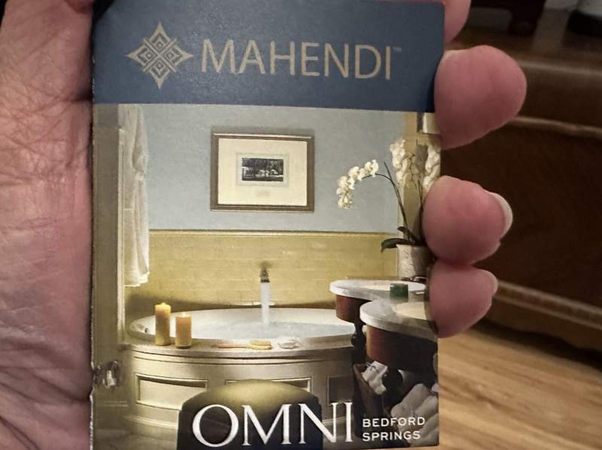  Mahendi Product in our Room at the Omni Bedford Springs Resort & Spa. Photo credit: Robin O’Neal Smith 