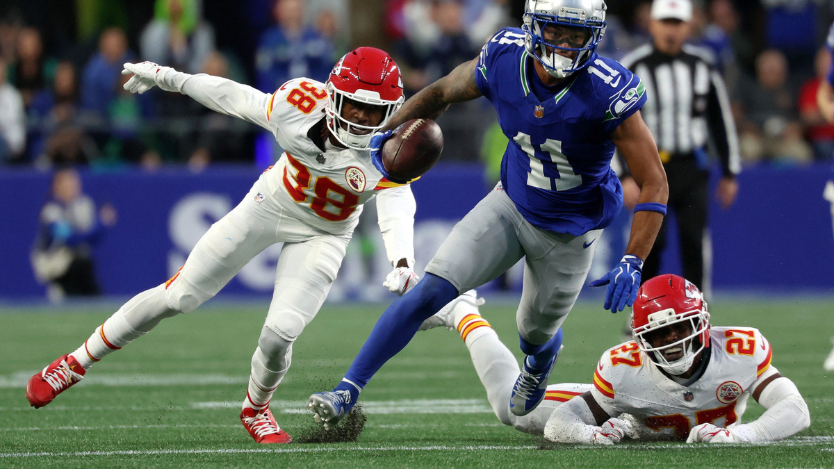 JSN receiving yards ladder update: Still in control after Week 7 ...