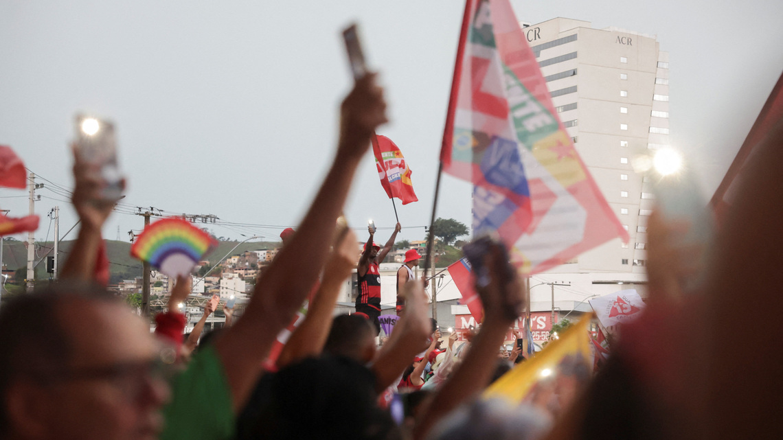 Brazil vote approaches with Lula and Bolsonaro polling in close race