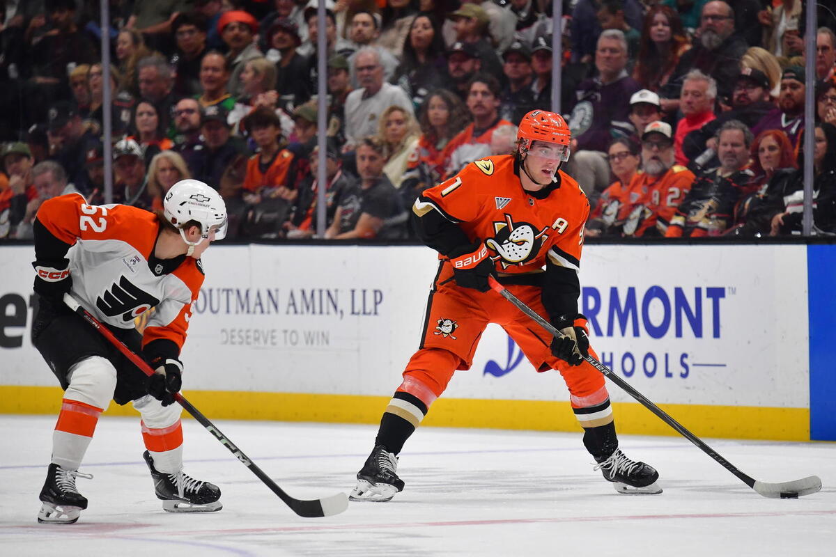  Breaking: Philadelphia Flyers Sign Anaheim Ducks Center Leo Carlsson to Five-Year, $18 Million AAV Offer Sheet 