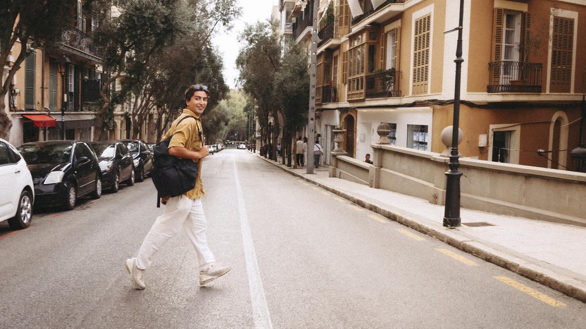 Lo & Sons' Valentine's Day Sale Offers Up to 60% Off Travel Bags 